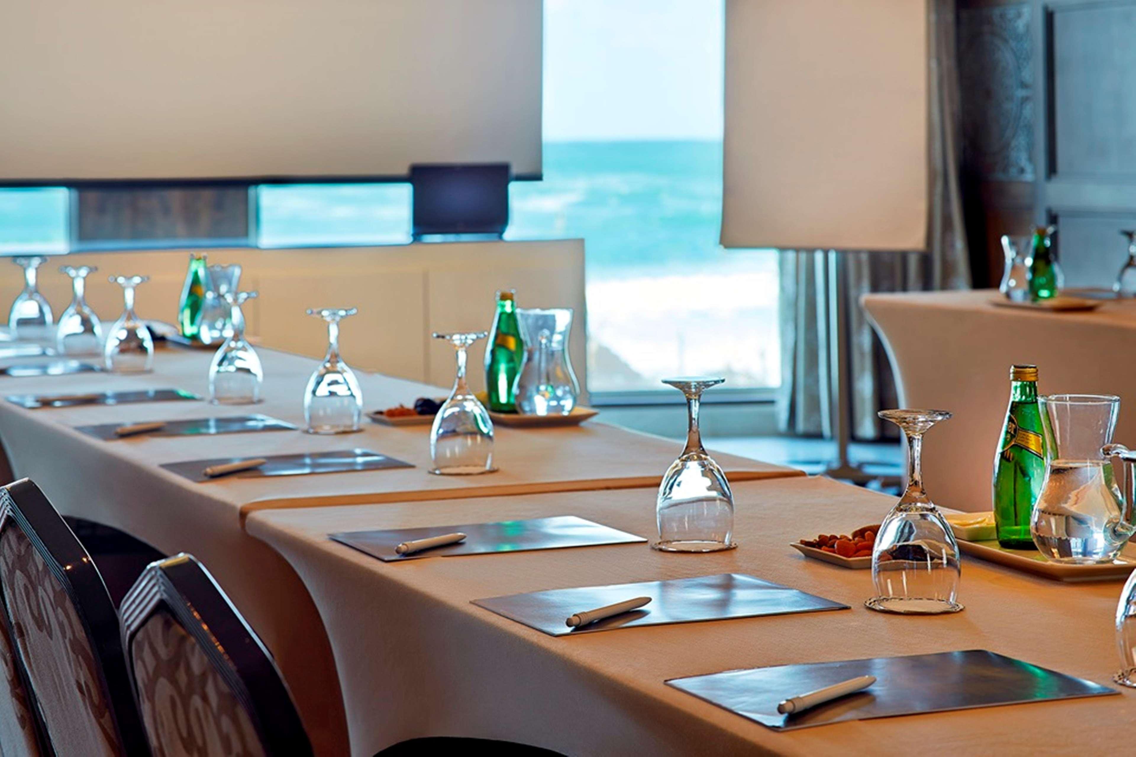 Hilton Alexandria Corniche Hotel Extérieur photo Meeting room