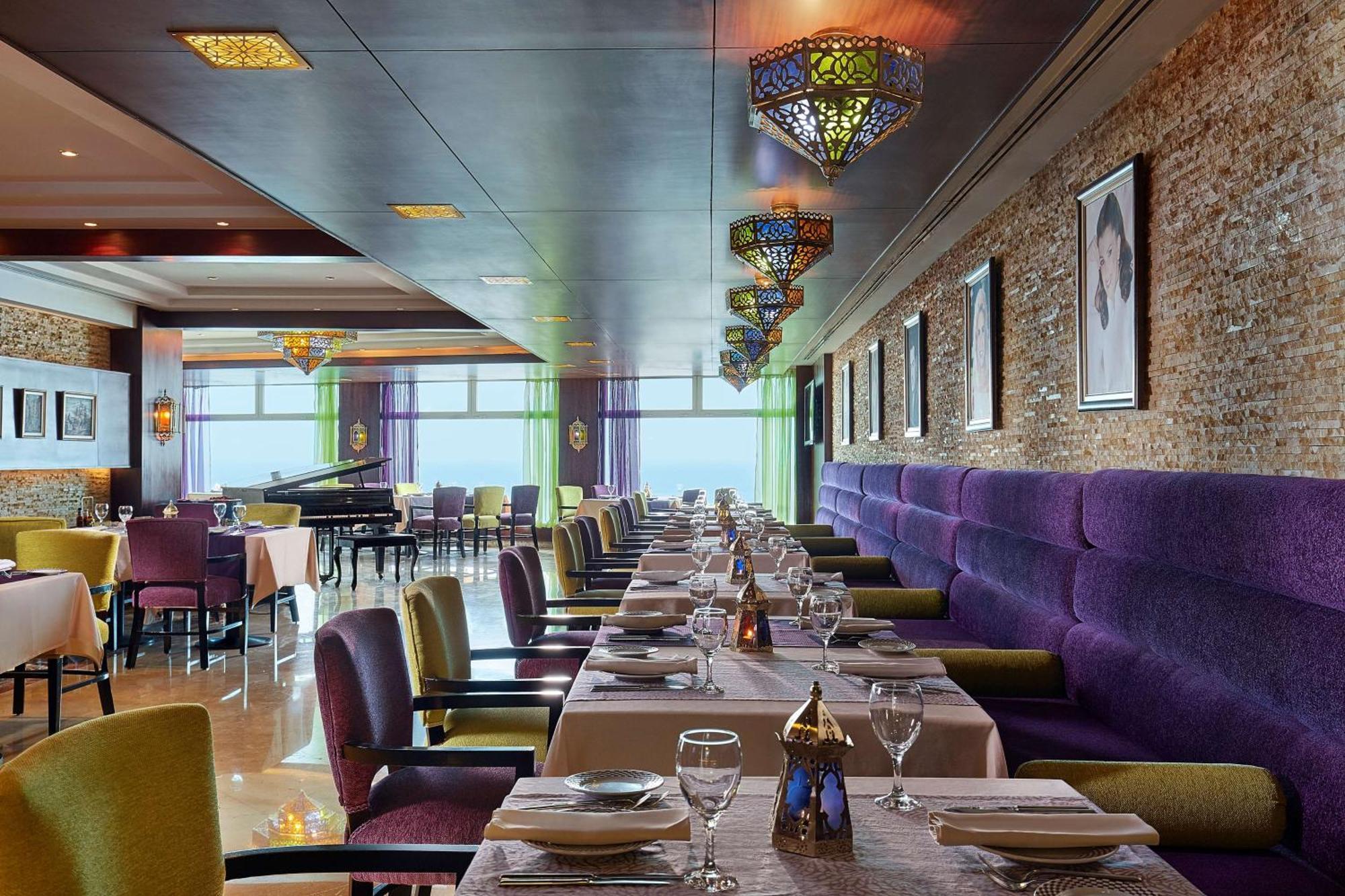 Hilton Alexandria Corniche Hotel Extérieur photo The restaurant